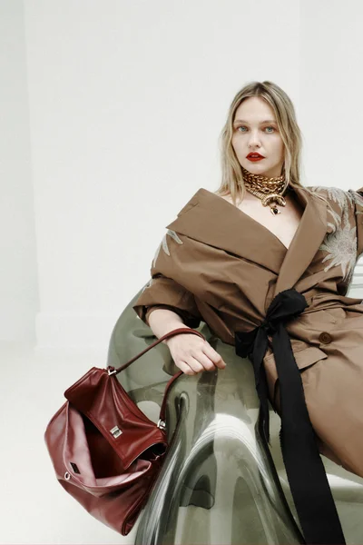 Look 19